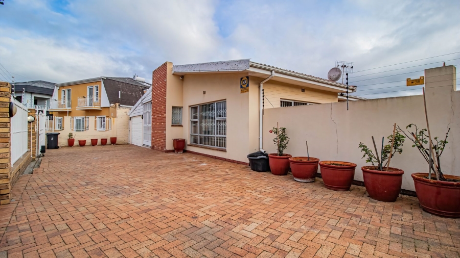 3 Bedroom Property for Sale in Gatesville Western Cape